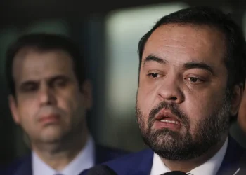 Ministra do TSE vota pela cassação do governador Cláudio Castro