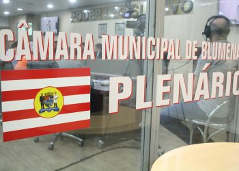 Câmara de Blumenau realiza duas solenidades nesta semana no plenário
