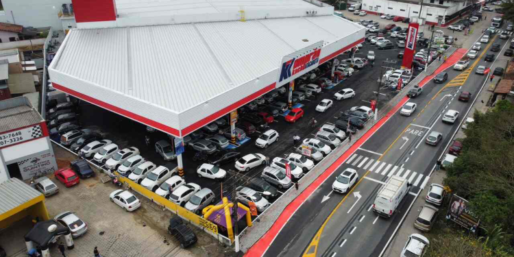 Komprão de Ilhota participa de mutirão com mais de mil vagas neste sábado
