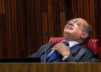Gilmar determina que apenas PGR pode pedir impeachment de ministros do STF