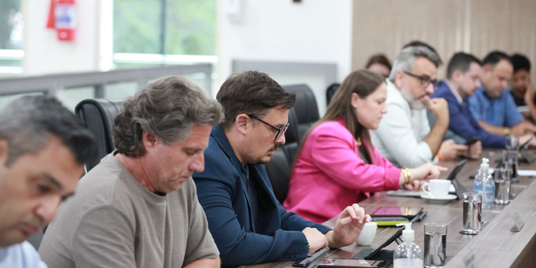 Mais cuidado, acolhimento e dignidade: Blumenau aprova programa para idosos