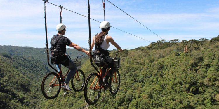 Santa Catarina fortalece turismo de aventura com opções em todas as regiões do estado